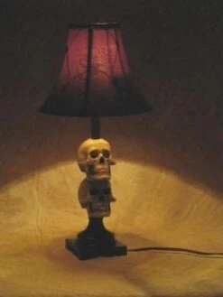 "Desk Lamp With 2 Mini-Skulls And Antique Shade" Haunted House Lighting 7 "Desk Lamp With 2 Mini-Skulls And Antique Shade" Haunted House Lighting -Halloween Props Promotion desk lamp with 2 mini skulls and antique shade haunted house lighting 23696427969