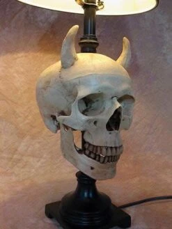 "Desk Lamp With Devil Skull And Bone Shade" Haunted House Lighting -Halloween Props Promotion desk lamp with devil skull and bone shade haunted house lighting 23613370305