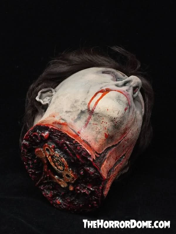 "Jonathan Severed Head" HD Studios Ultra Realistic Halloween Prop 4 "Jonathan Severed Head" HD Studios Ultra Realistic Halloween Prop - Image 2